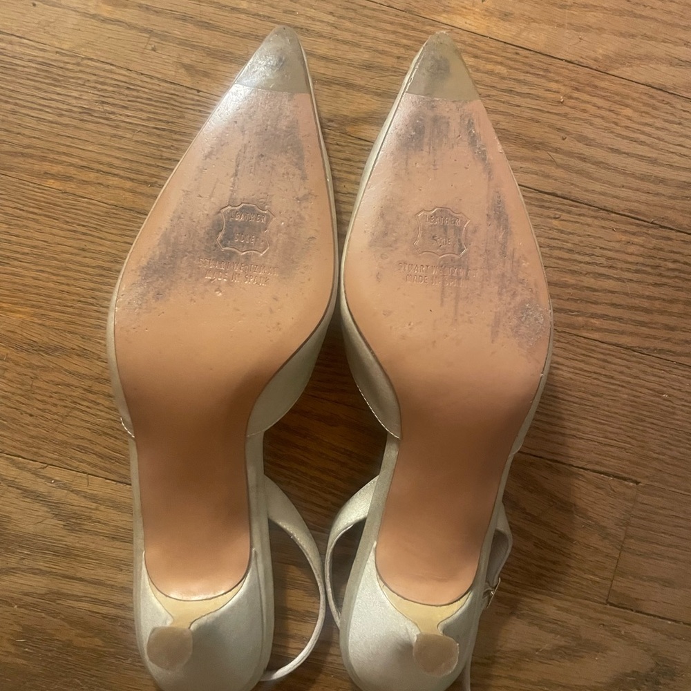 Vintage Stuart Weitzman Gold & Cream embellished Heels 9.5 - Picture 7 of 9